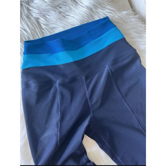 Beach Riot Sport Ribbed Leggings – Navy/Blue Colorblock – Size Medium NWOT - Picture 4 of 7